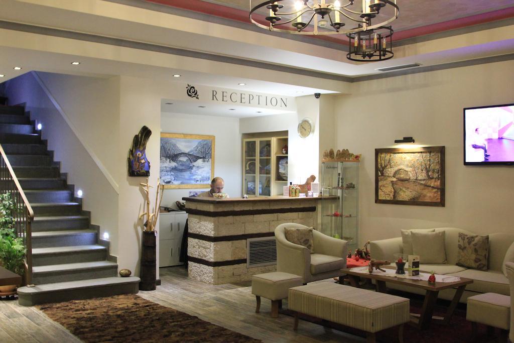 Hotel Rodovoli Konitsa Luaran gambar